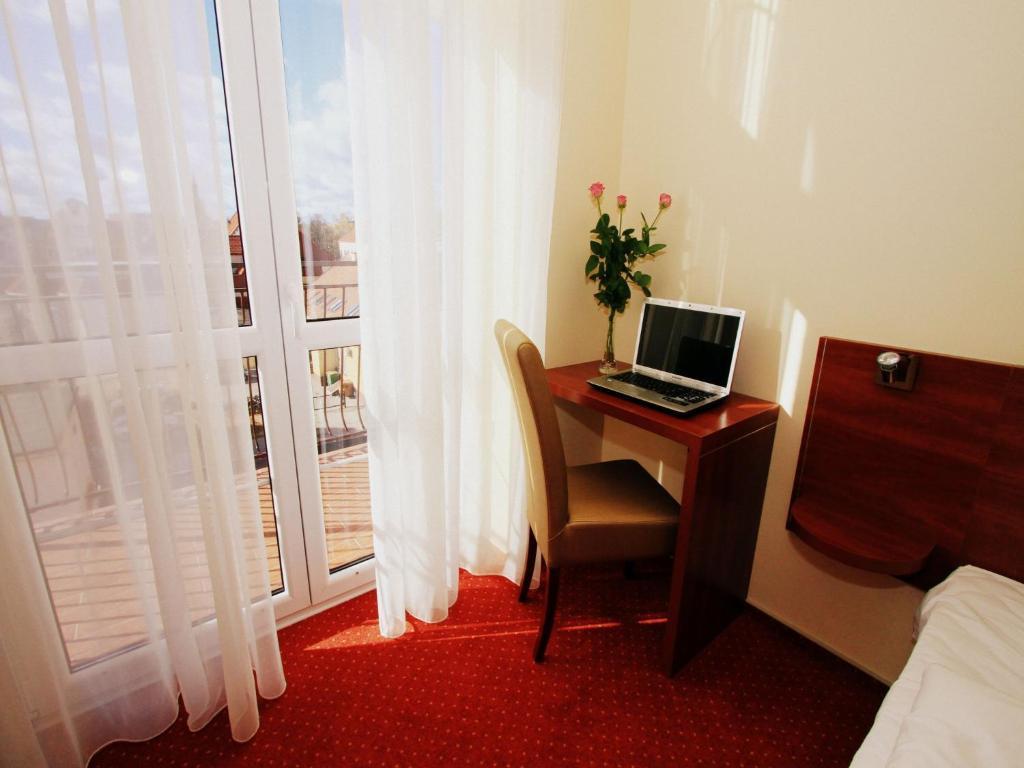 אלק Hotel Rydzewski מראה חיצוני תמונה
