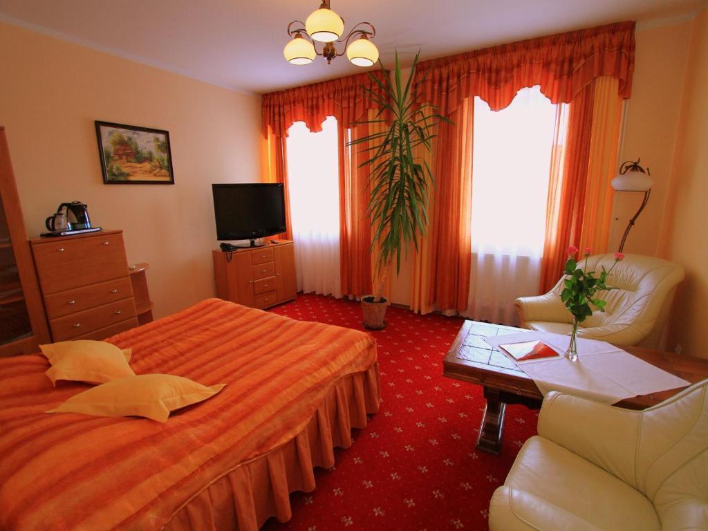 אלק Hotel Rydzewski מראה חיצוני תמונה
