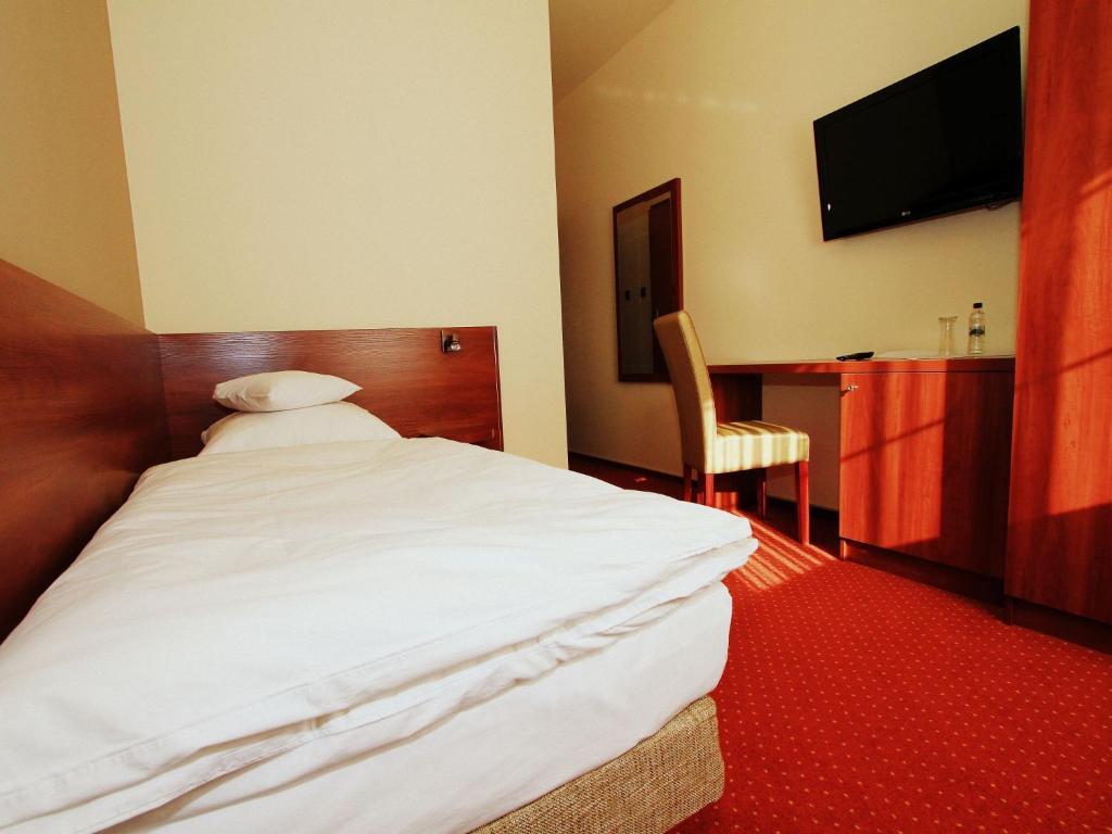 אלק Hotel Rydzewski מראה חיצוני תמונה