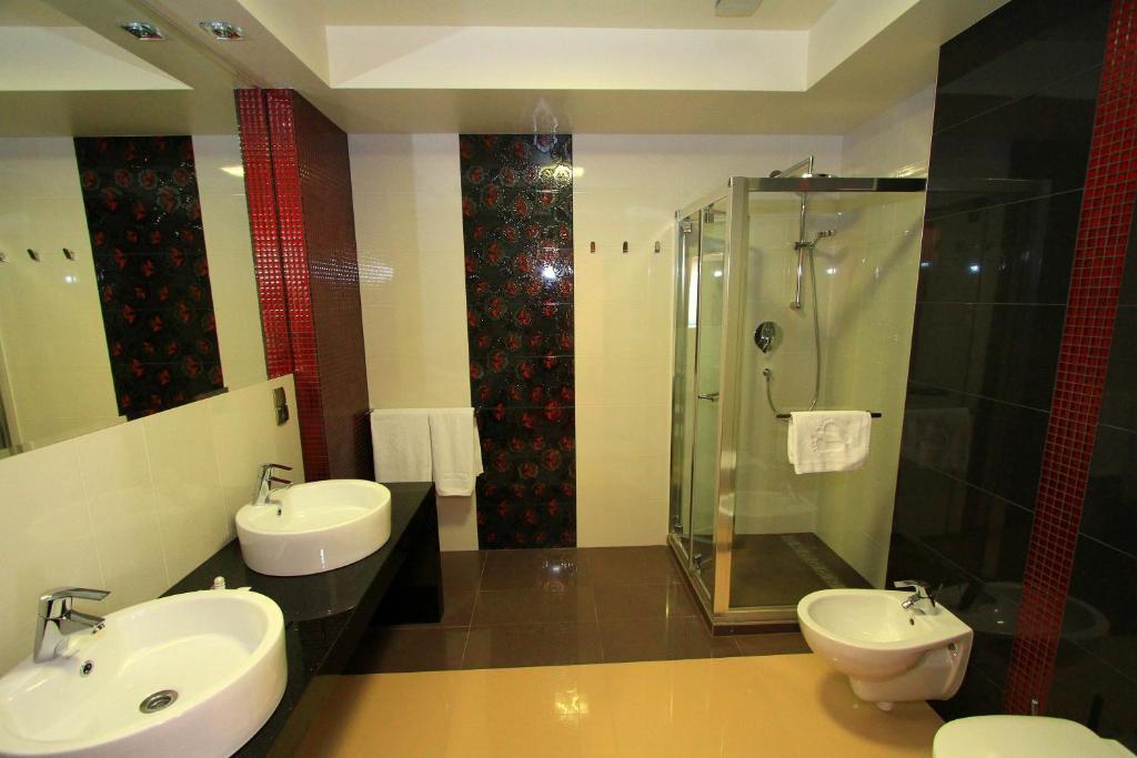 אלק Hotel Rydzewski מראה חיצוני תמונה